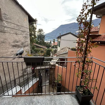 Lägenhet Un Balcone Sul